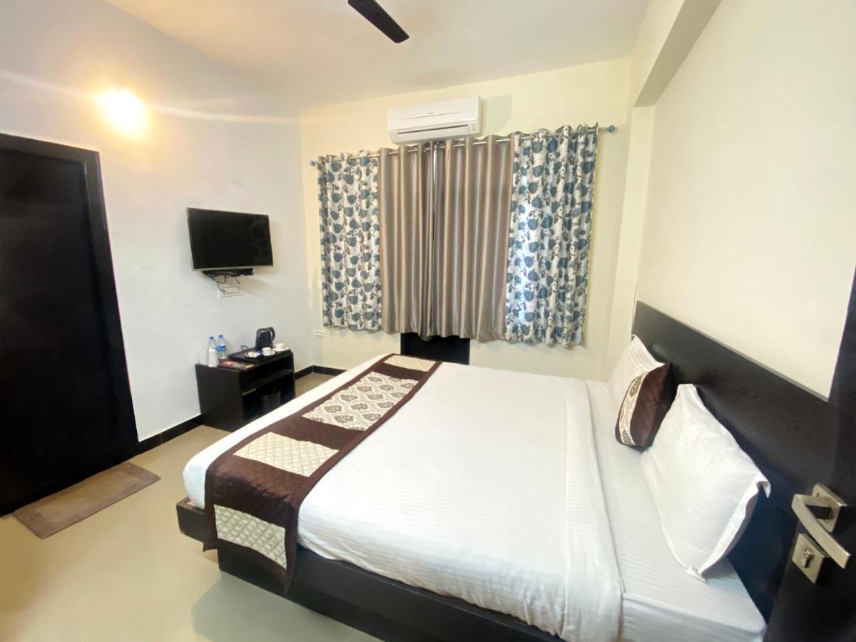 Hotel Ace Plaza Udaipur Exterior foto